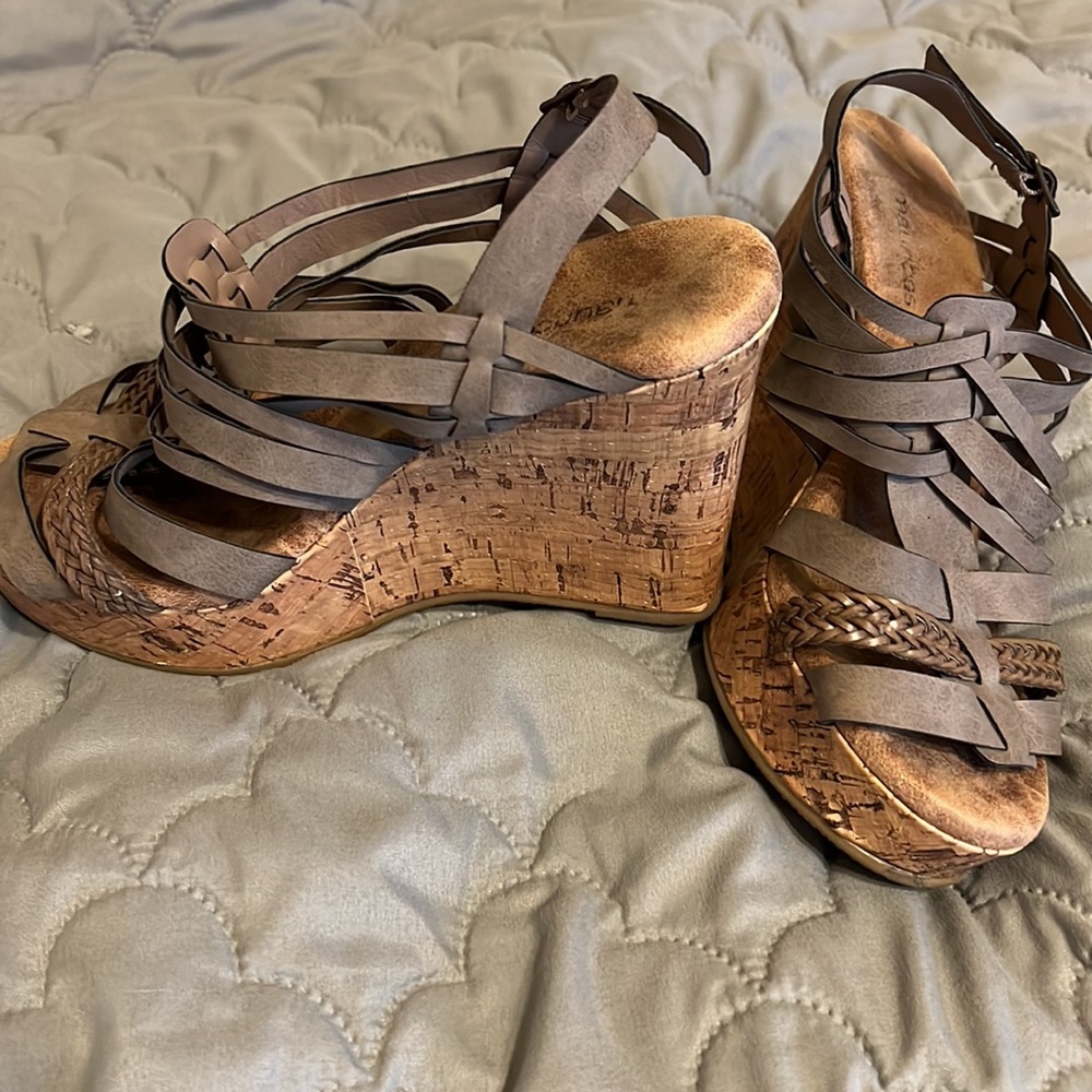 Platform Wedges - Picture 4 of 4